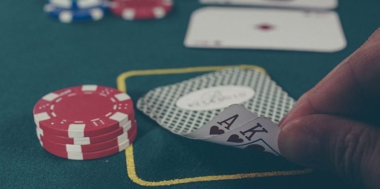 Visual panduan menjaga keamanan akun dan privasi data pada platform taruhan online